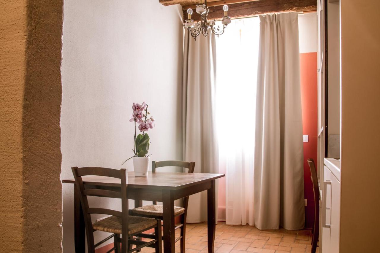 Osteria Luxury Apartments بسكييرا ديل غاردا المظهر الخارجي الصورة