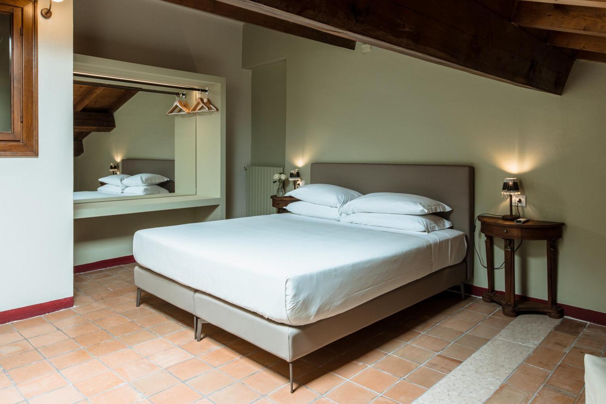 Osteria Luxury Apartments بسكييرا ديل غاردا المظهر الخارجي الصورة